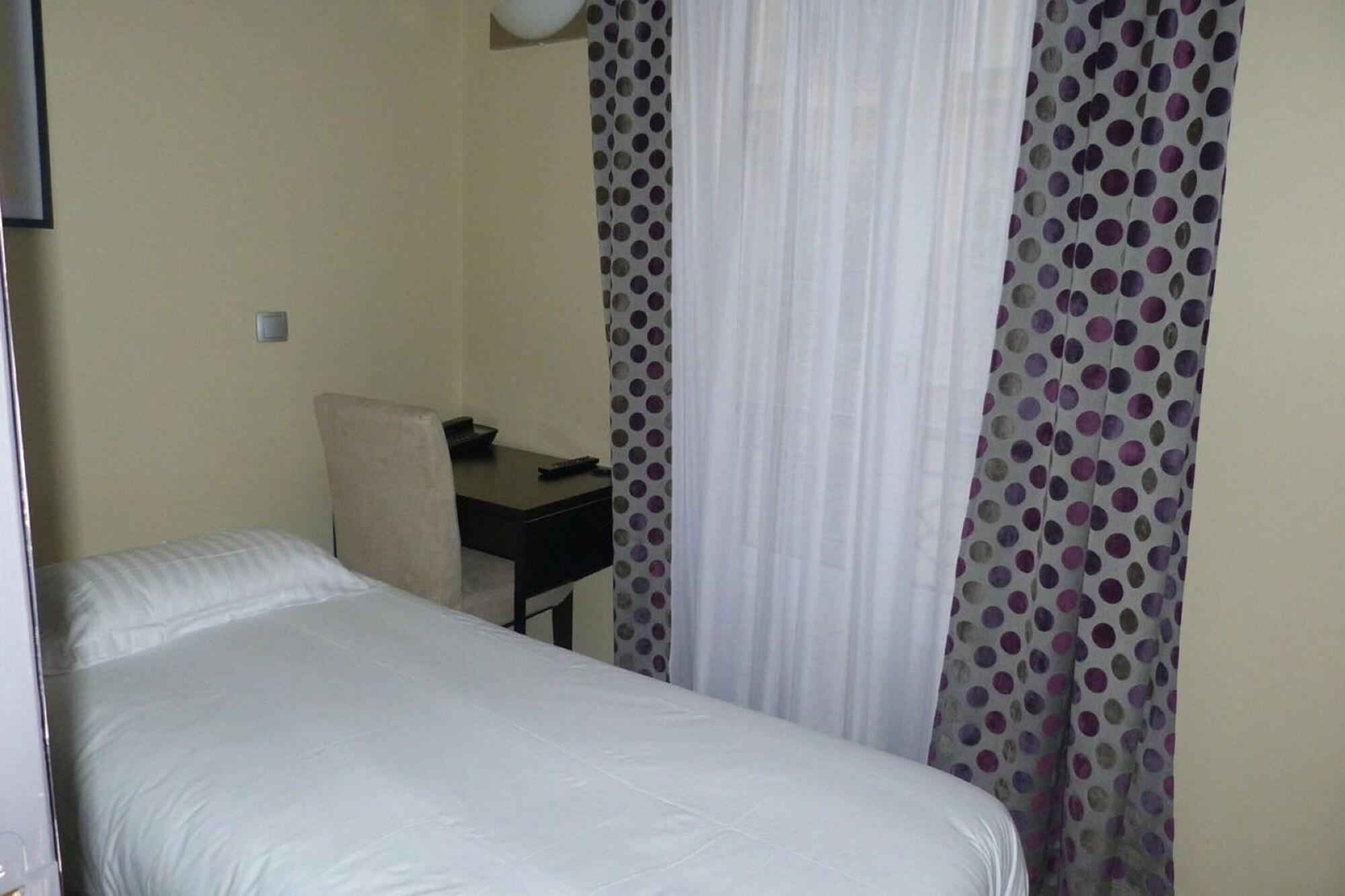 Du Jura Hotel Parijs